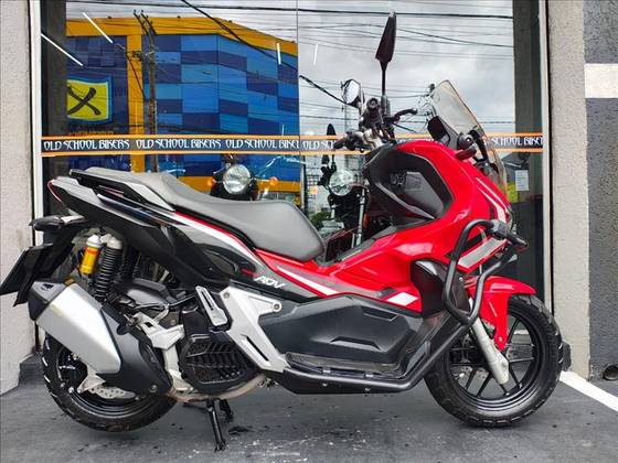 HONDA ADV 